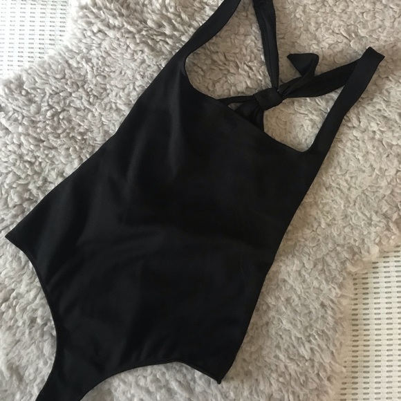 🚨SOLD🚨NWOT Black Free People Tie Bodysuit - Picture 2 of 4